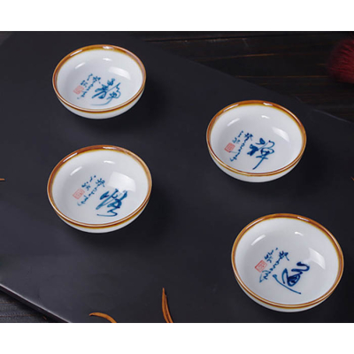 'Kalligraphie Meister' Handbemalte Teetasse in blau und weiß - 4er Set
