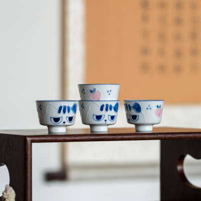 Tasse à Thé de Chat Bleue & Blanche en Porcelaine, Peinte à la Main 40ml