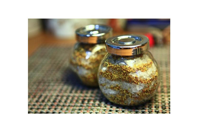 How to Make Osmanthus Sugar or Syrup (糖桂花)?