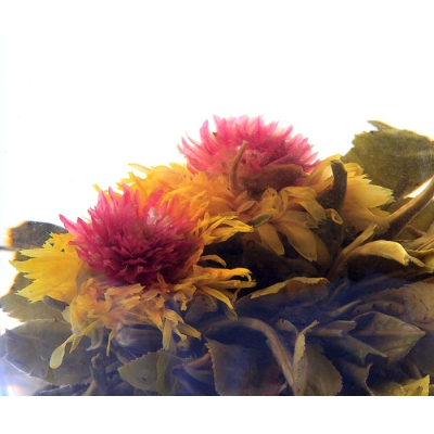 Wholesale: 1 kg (2.2 lb) 'Double Happiness' Blooming Tea with Marigold & Globe Amaranth - Flowering Tea