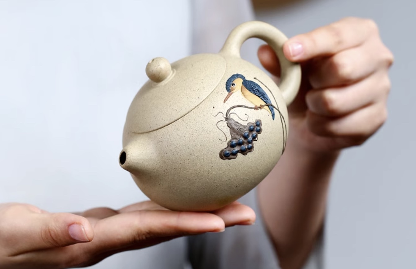 How To Clean & Care for a Yixing Teapot Teasenz
